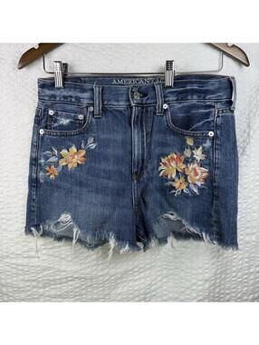 American Eagle Size 4 High Rise Embroidered Mom Denim Jeans Shorts